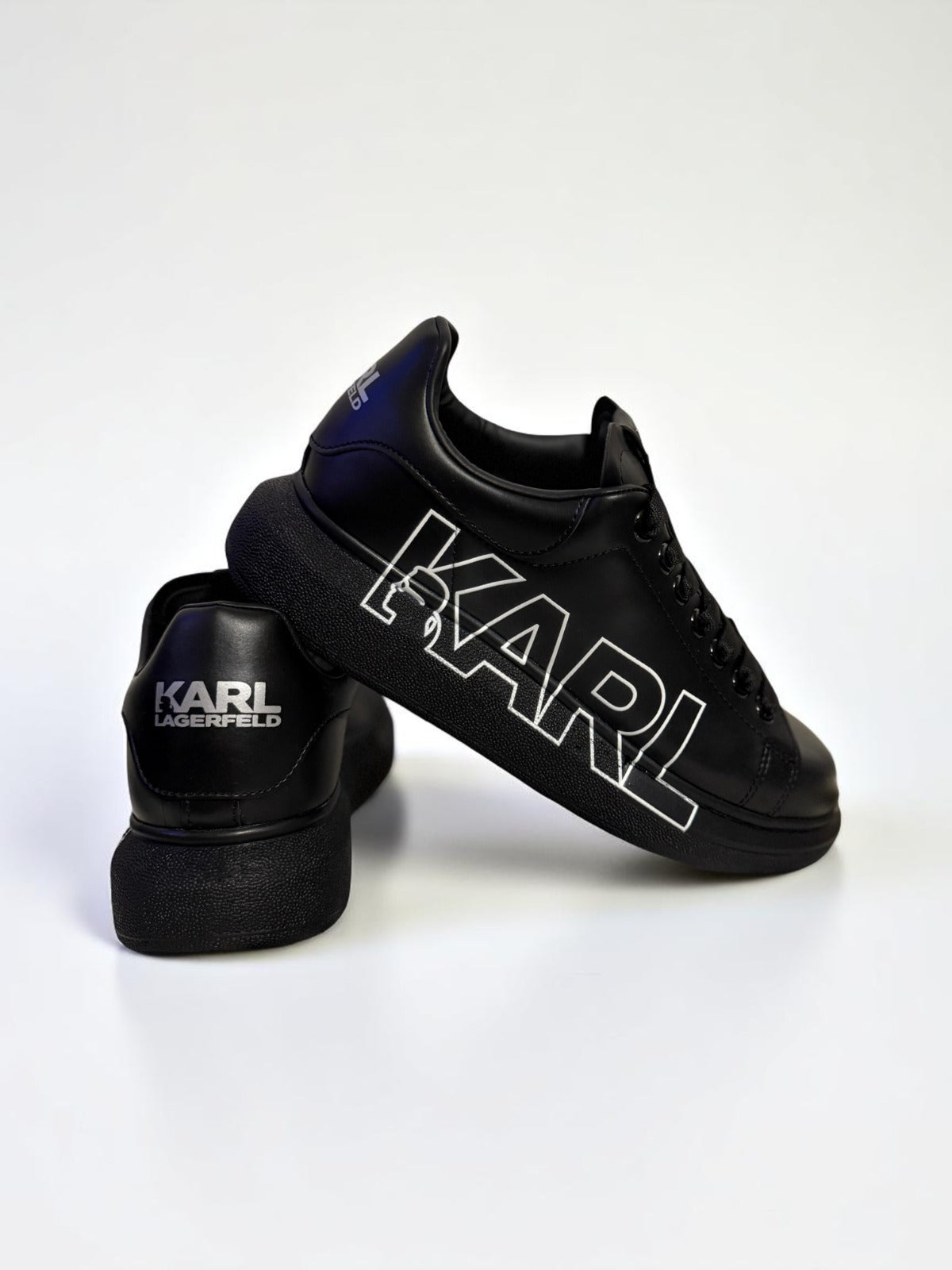 Karl Laderfeld Black