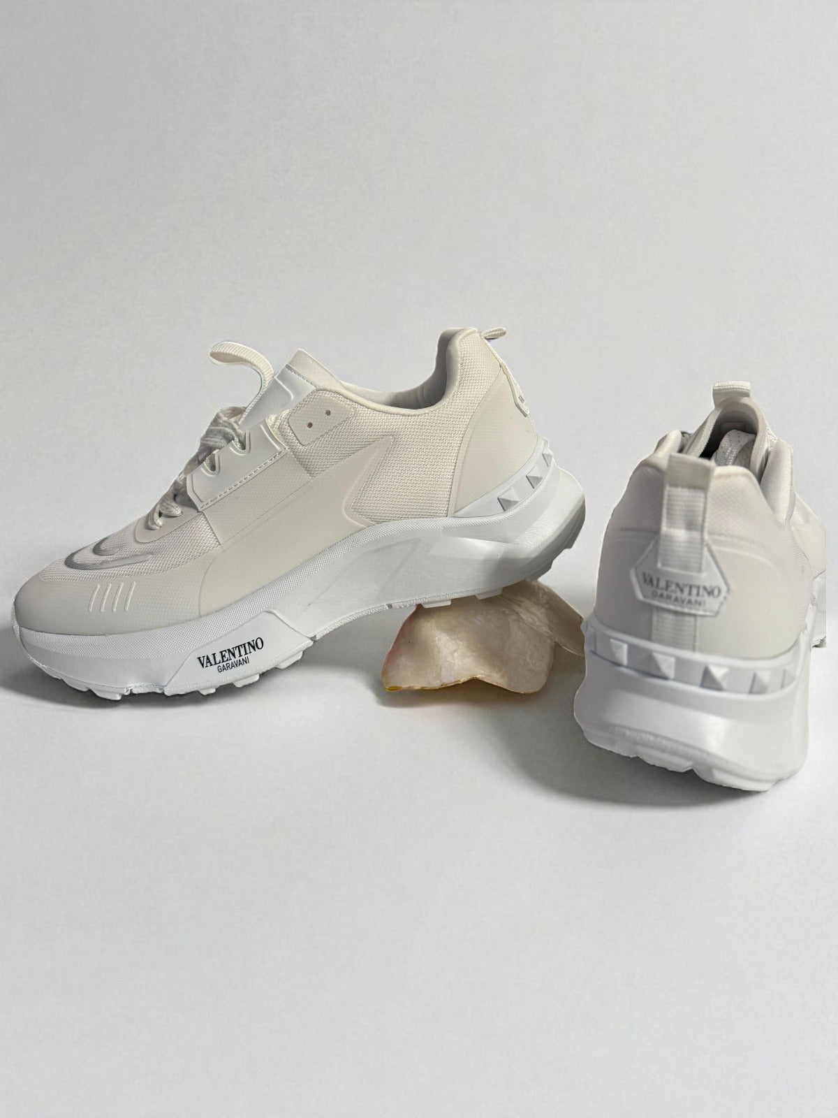 Valentino Garavani True Act Low Top White