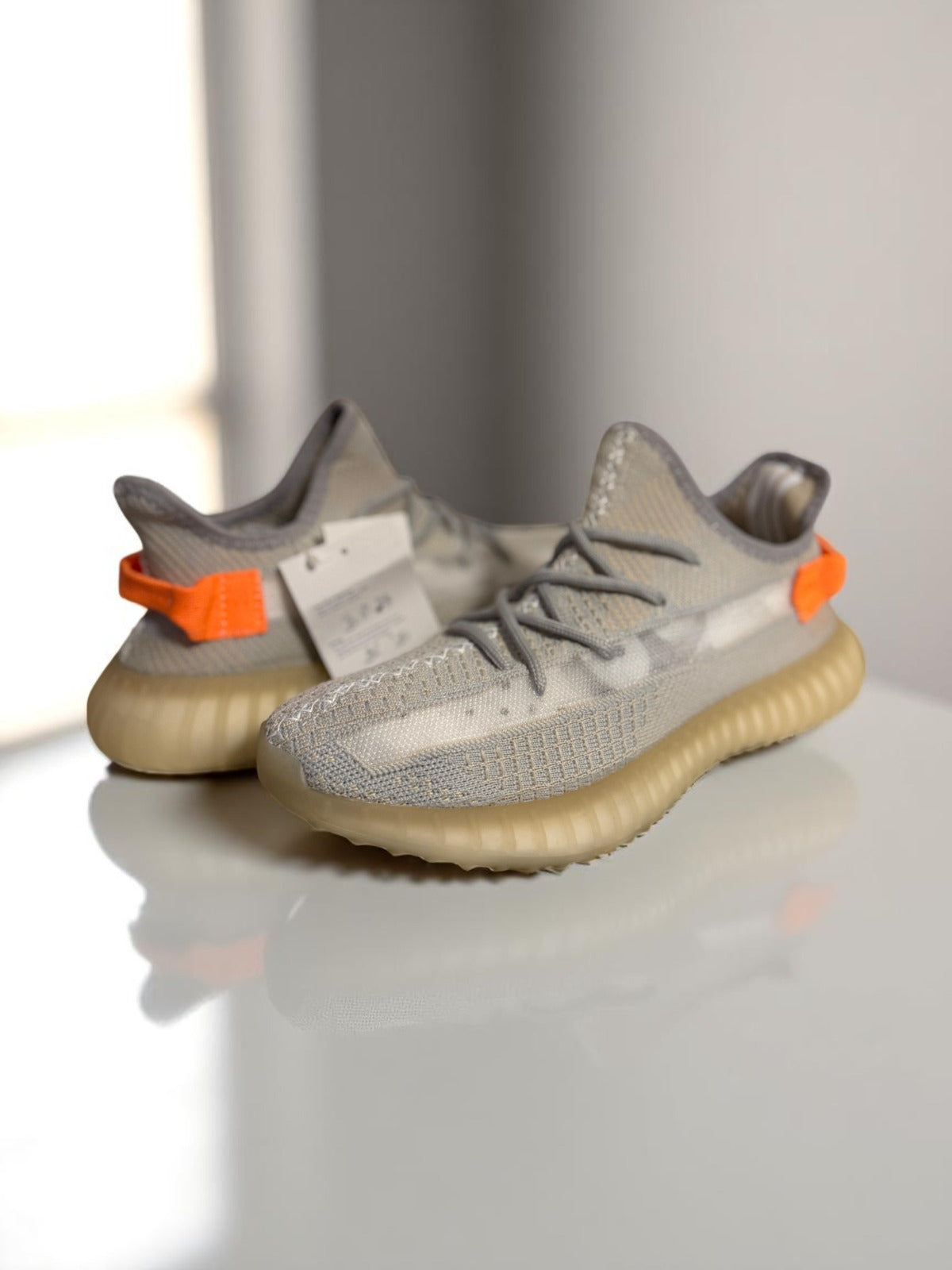 Yeezy Boost Beige .