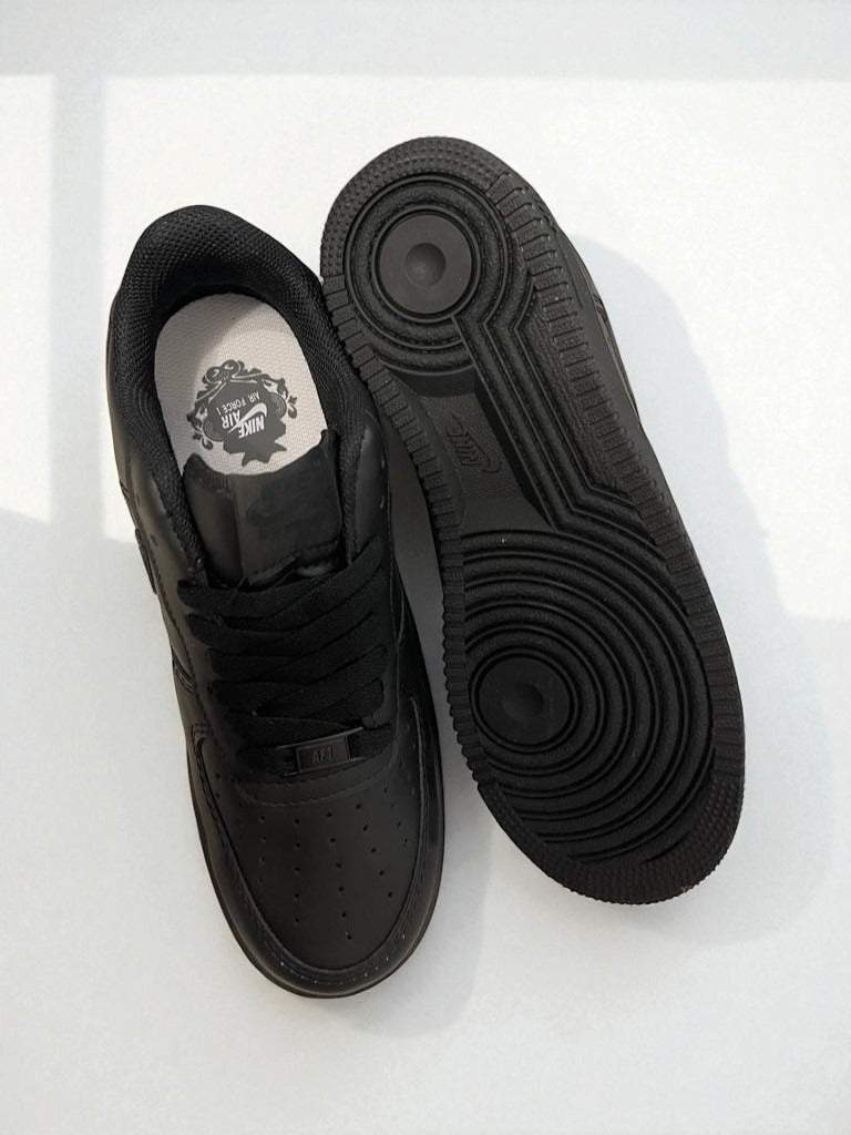 Air Force 1 Triple Black
