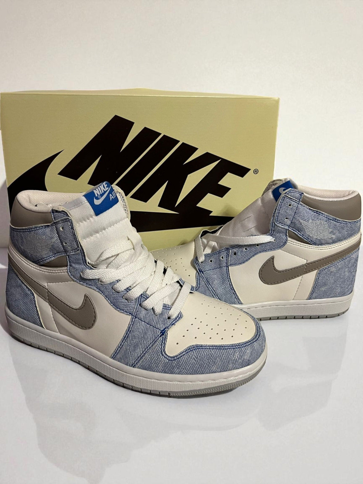Jordan 1 High OG Jeans