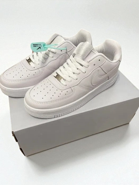 Air Force 1 Low Triple-White
