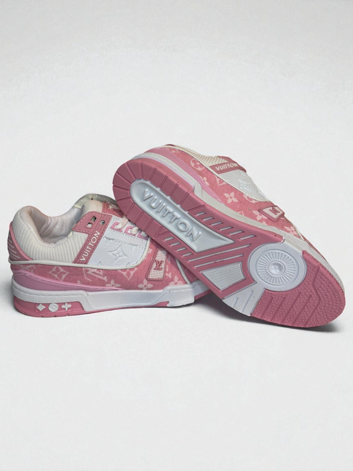 Louis Vuitton Trainers Pink