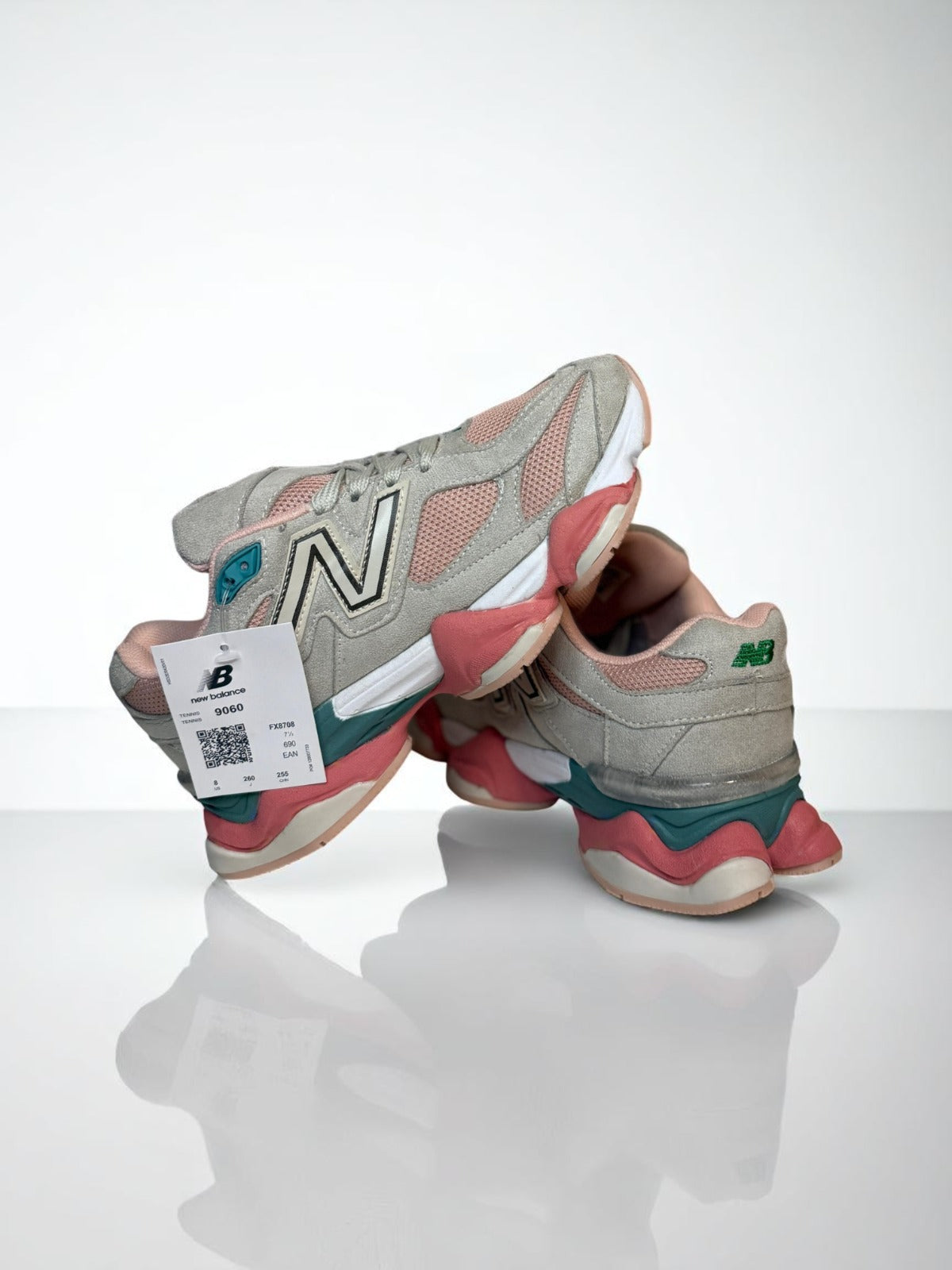 New Balance 9060 Pink Beige
