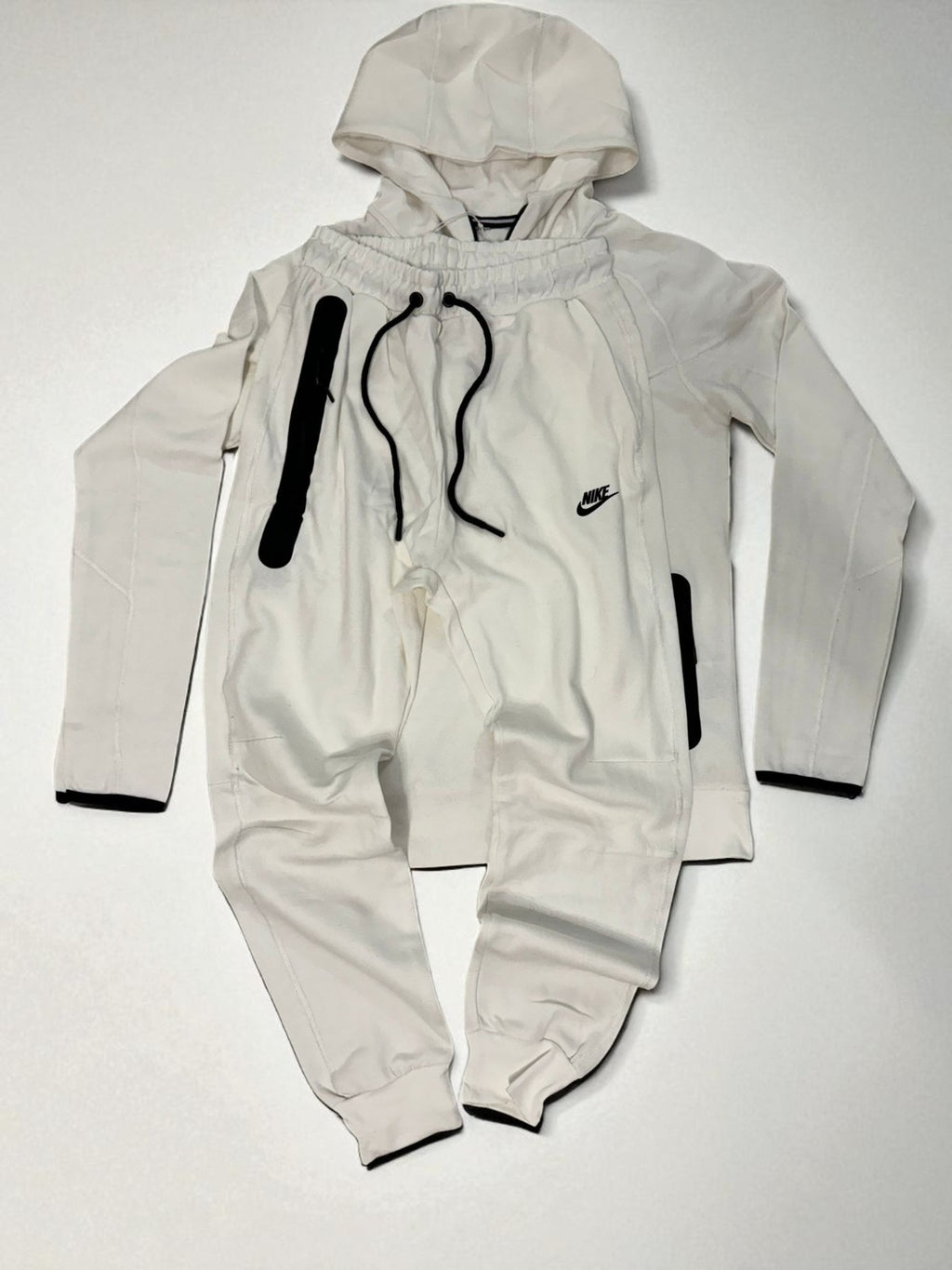 NIKE TECH FLEECE Sportwear White