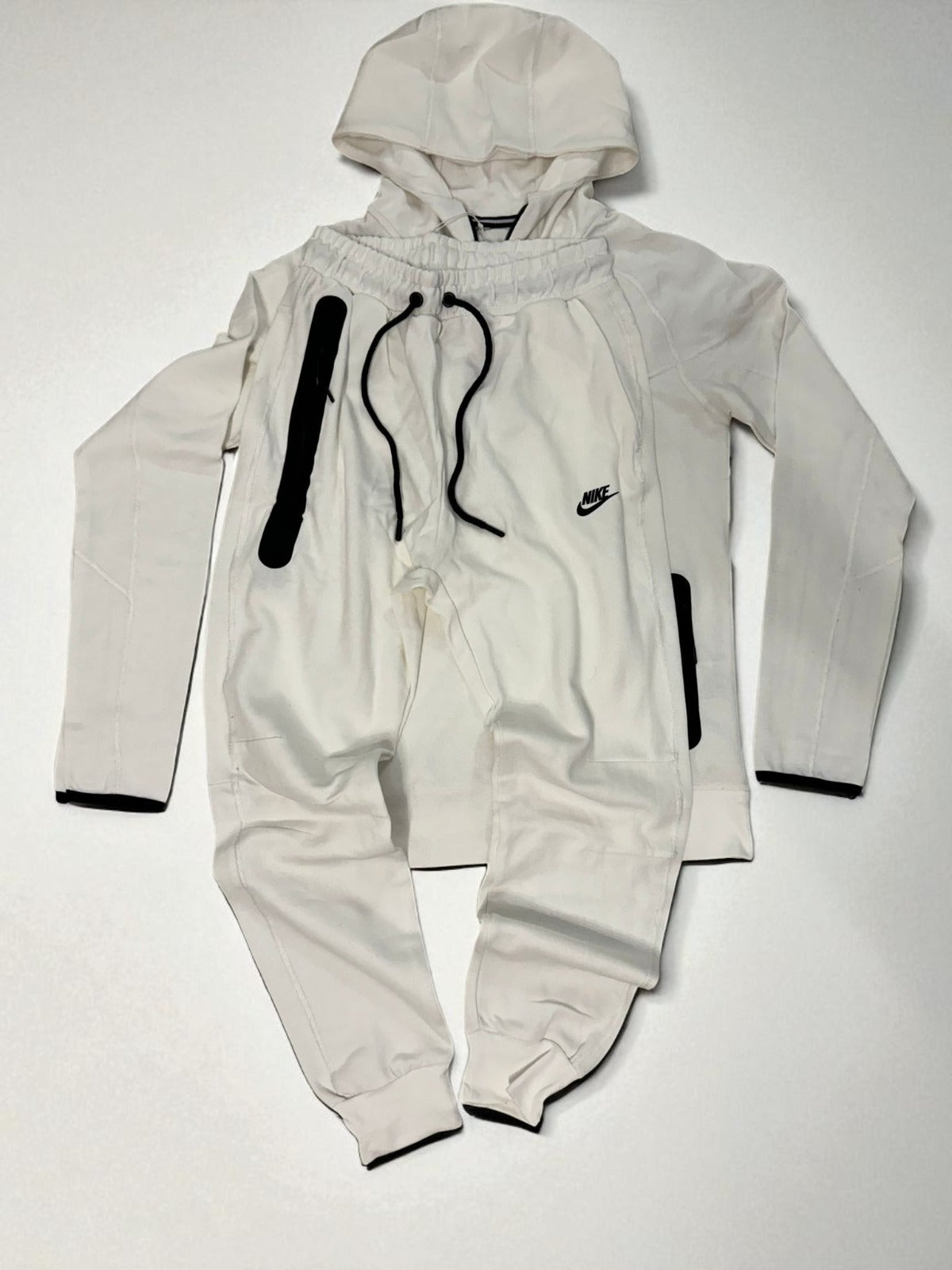 NIKE TECH FLEECE Sportwear White