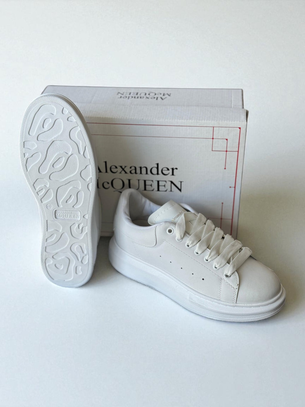 Alexander McQueen Simple White