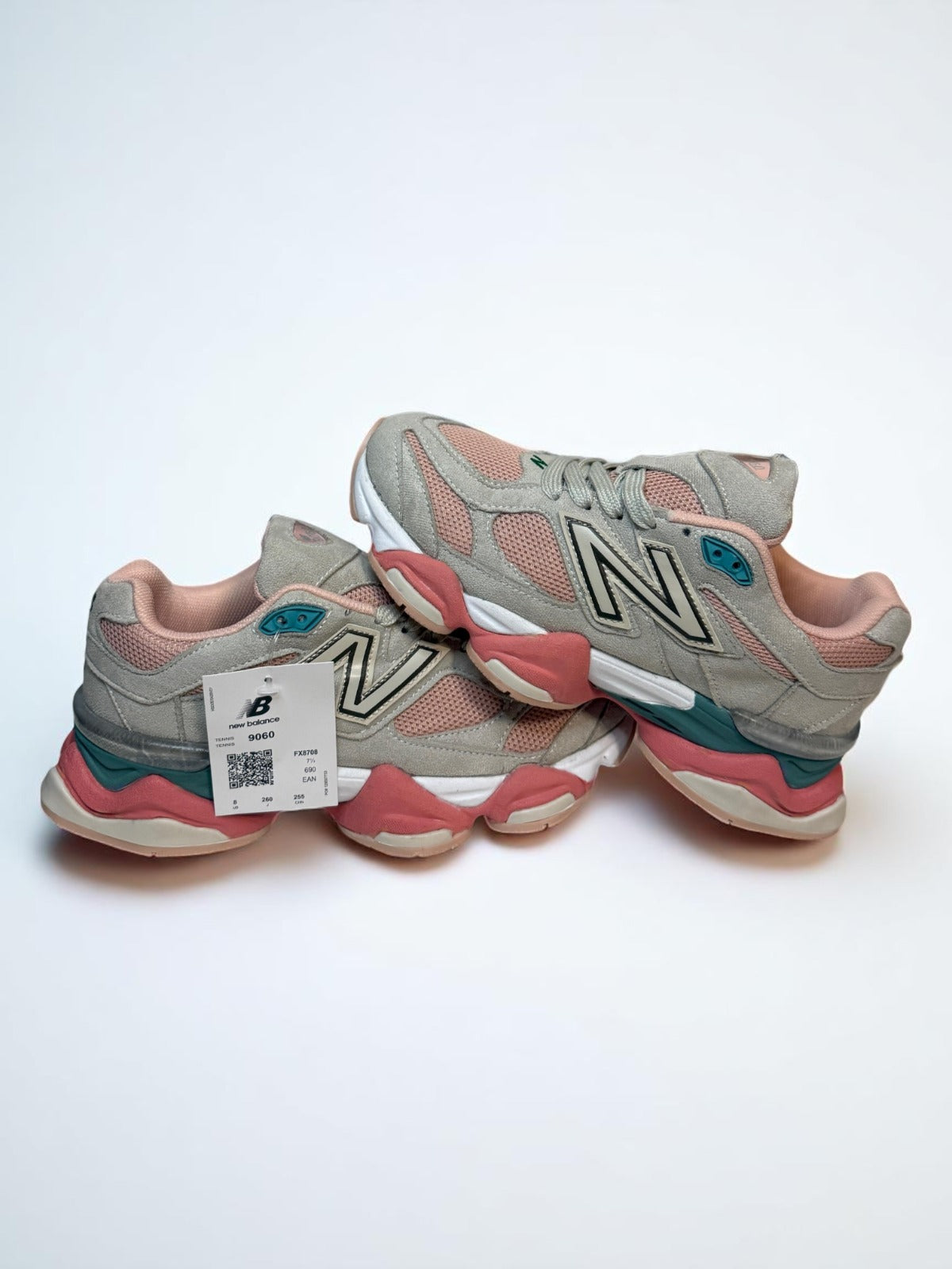 New Balance 9060 Pink Beige