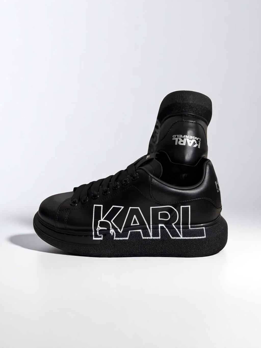 Karl Laderfeld Black