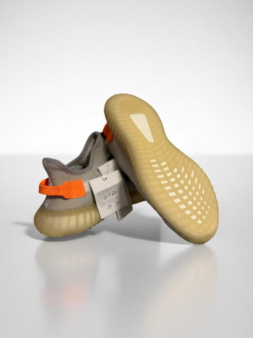 Yeezy Boost Beige .