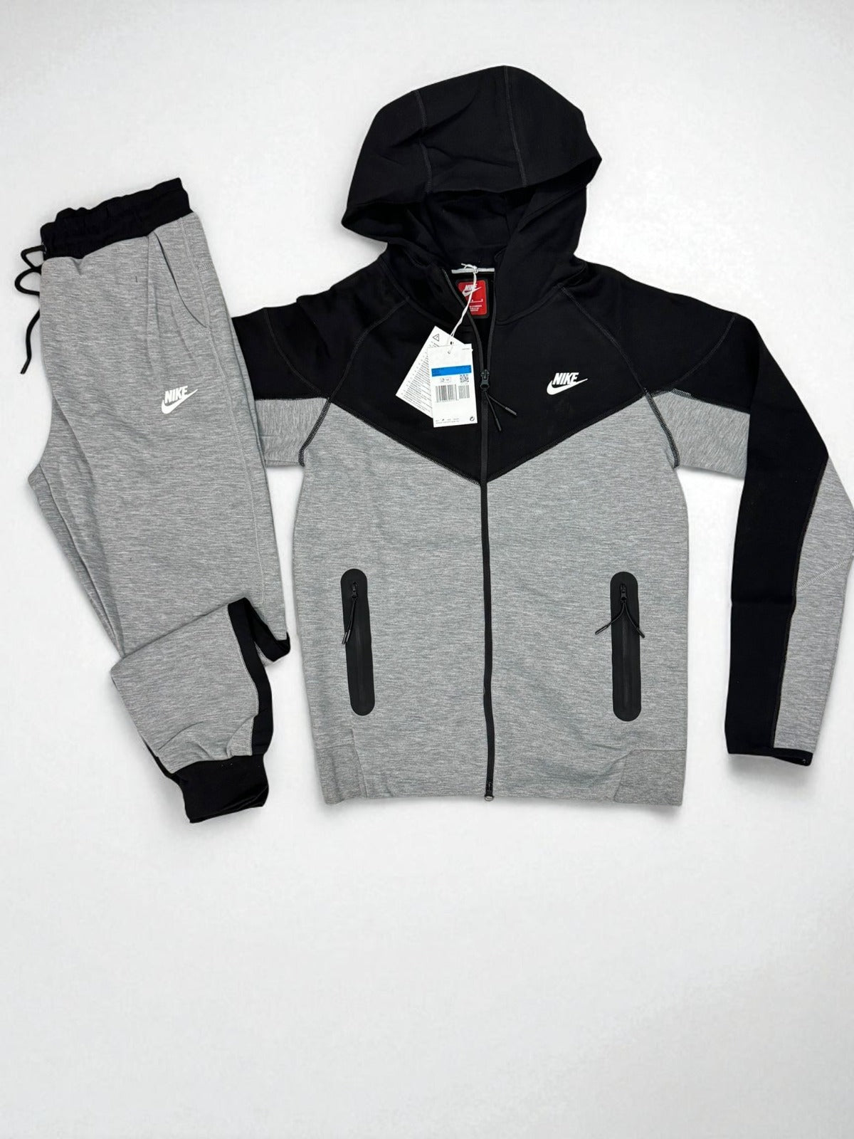 NIKE TECH FLEECE Sportwear Black-Gray