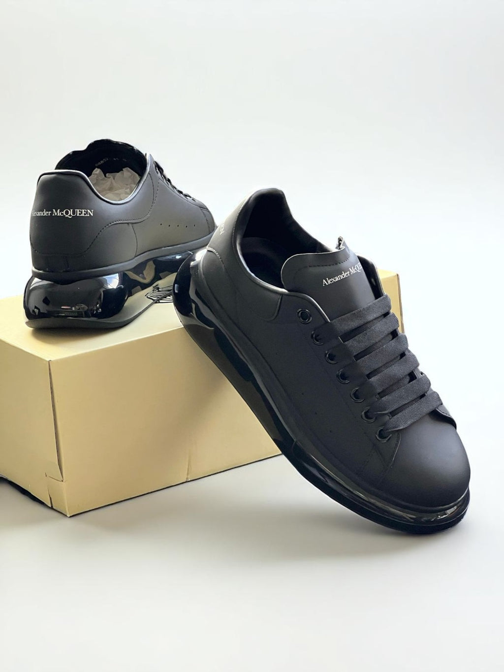 Alexander McQueen Clear Sole Black