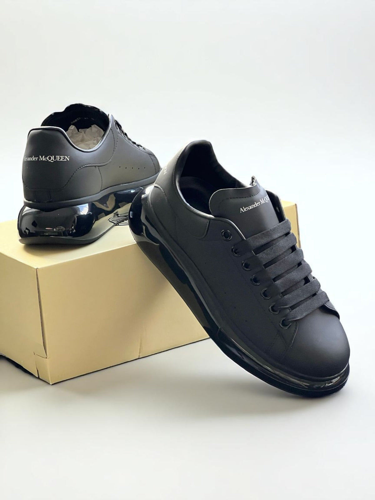 Alexander McQueen Clear Sole Black