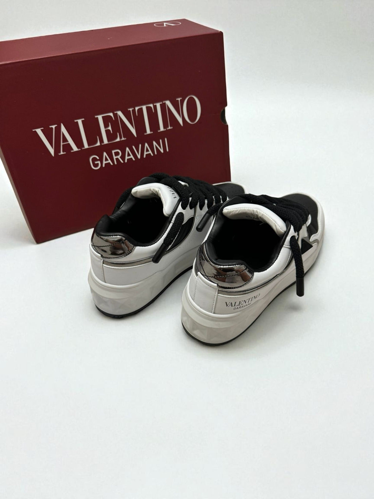 Valentino Garavani Black&White