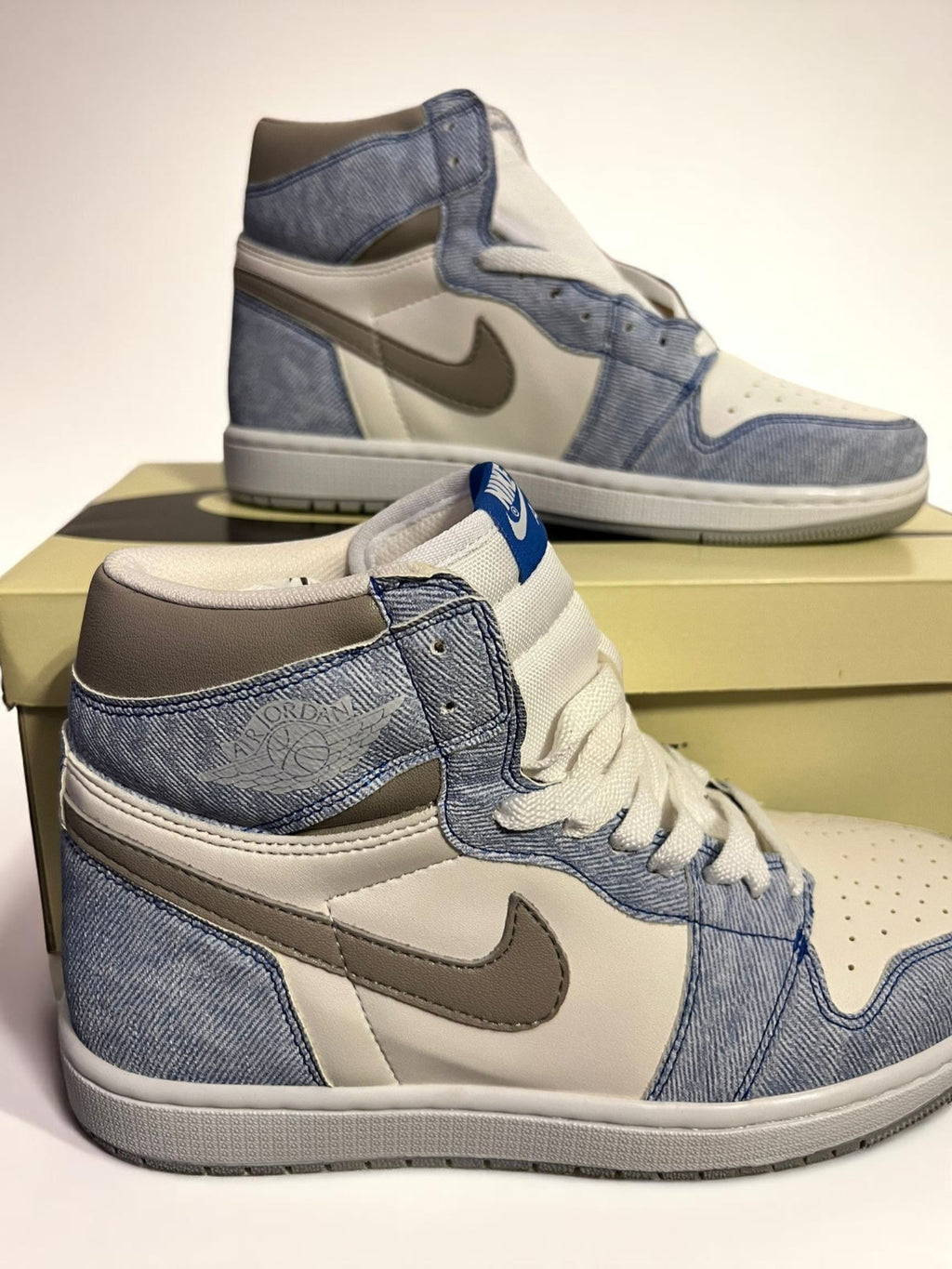 Jordan 1 High OG Jeans